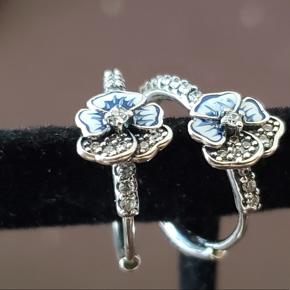 PANDORA BLUE PANSY FLOWER HOOP EARRINGS - Picture 3 of 8
